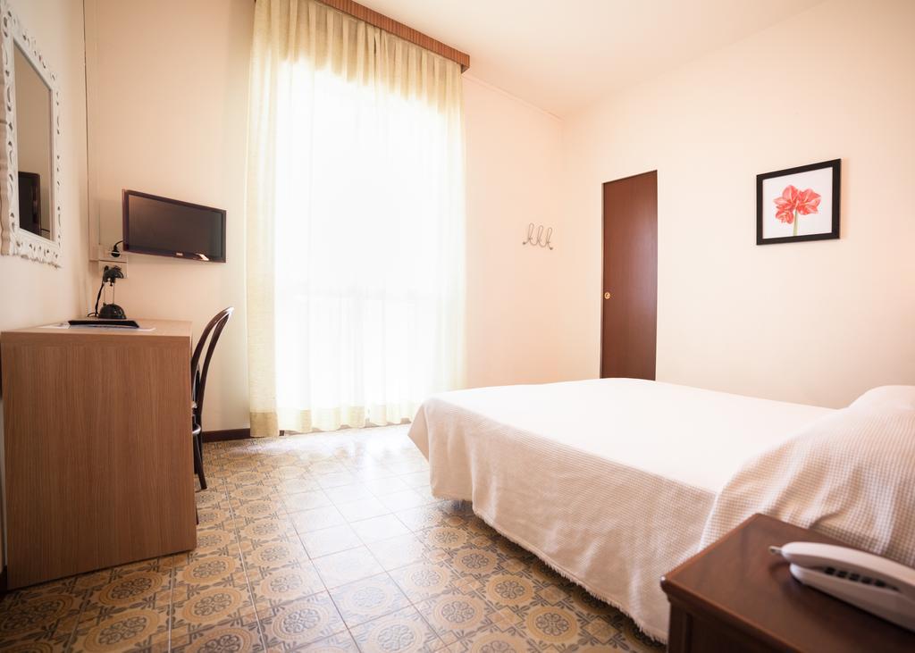Hotel Metropol Pesaro Ngoại thất bức ảnh